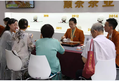 2019春季茶博會隆重開幕，現(xiàn)場直擊巔茶茶館與倉儲服務(wù)新體驗(yàn)